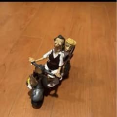 【訳あり・箱・証明書付】フォルチーノ フィギュア The Scooterのサムネイル