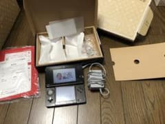 ニンテンドー3DSコスモブラック＆脳トレソフト＆SDカードのサムネイル