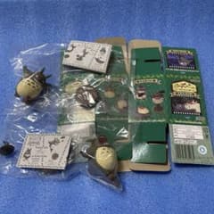 ポーズがいっぱい　となりのトトロ　その2 吠え　コマ回し　ジブリ　2個セットのサムネイル