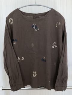 刺繍ブラウスのサムネイル
