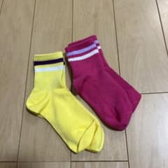 키즈 양말 신품 미사용 진한 색 눈에 띄는 색 2 다리 운동회 등의 표지에!