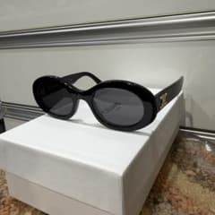 【美品】CELINE トリオンフ01 サングラス 備品付きのサムネイル