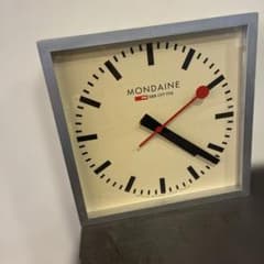 n*i様 MONDAINE SBB 掛時計 スクエア型 n*i様 MONDAINE SBB 掛時計 スクエア型 - メルカリ