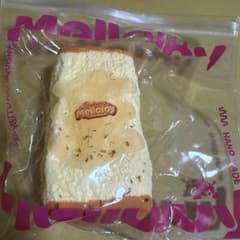 Mellojoy メロジョイ スクイーズ トーストのサムネイル