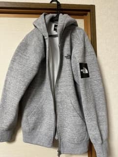 ノースフェイスパーカーのサムネイル
