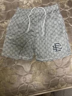 Eric Emanuelハーフパンツショートパンツ GUCCI 総柄 drip - メルカリ