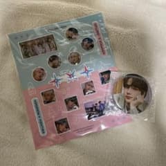 TXT グッズ　シール　缶バッジのサムネイル