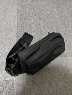 incase インケース　ショルダーバッグ　ワンショルダー　ボディバッグのサムネイル