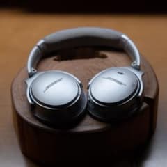 Bose QuietComfort 35 qc35 ヘッドホンのサムネイル