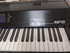 電子ピアノ　KAWAI MP8のサムネイル