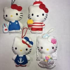 ハローキティ ぬいぐるみ 4体セットのサムネイル