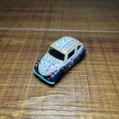 トミカ 鬼滅の刃 胡蝶しのぶ ミニカーのサムネイル