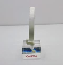 OMEGA 店舗用ディスプレイスタンド 非売品 正規店 什器 オメガ アクリル看 OMEGA オメガ 専用 時計 ウォッチスタンド小 非売品 - メルカリ