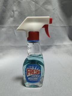 Moschino モスキーノ　フレッシュクチュールオードトワレ　30ml 香水のサムネイル