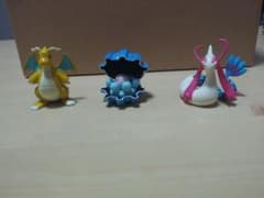 饅頭様専用　ポケモン モンコレのサムネイル