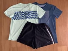 ナイキ　スポーツTシャツ、パンツ3点セットのサムネイル