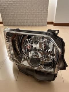 ハイエース　5型　純正ヘッドライト　ジャンク