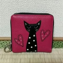 二つ折り財布のサムネイル