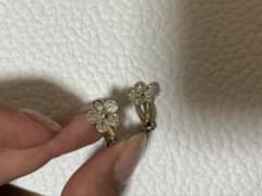 NICE CLAUP イヤリング お花のサムネイル