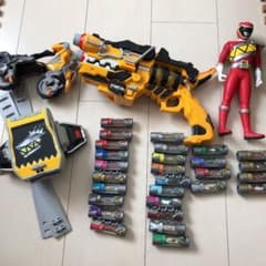キョウリュウジャー　ガブリボルバーセット⭐︎のサムネイル