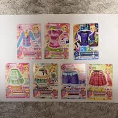 アイカツカード 星宮いちご トップス ボトムス7枚セット まとめ売り バラ売り可のサムネイル