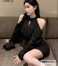 Dazy ブラック オフショルダー ミニドレスのサムネイル