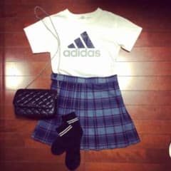 アディダス♡ロゴT 大幅値下げ！！！！のサムネイル