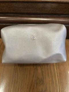 【新品未使用】BVLGARI ポーチ シルバーのサムネイル