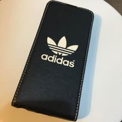 新品！アディダスiPhoneケースのサムネイル