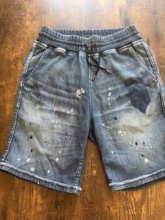 ヤヌーク　TAVERNITI SO JEANS ショートパンツ Mサイズのサムネイル