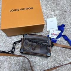 LouisVuittonルイヴィトン ソフトトランク nigo レシート、箱付き 