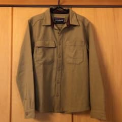 ★パタゴニアpatagonia★ウールシャツ　ベージュのサムネイル