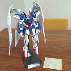 MG ウイングガンダムゼロ 組立済品のサムネイル