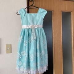 ドレス 発表会 結婚式のサムネイル