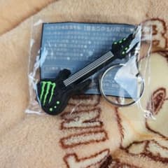 Monster Energy ギター型キーホルダーのサムネイル