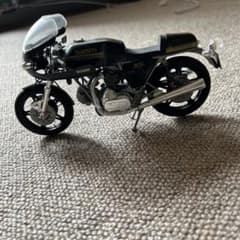 Ducati 900 MHR バイク 模型 - メルカリ