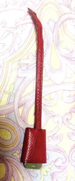 エルメス レザー 赤色 キークロシェット