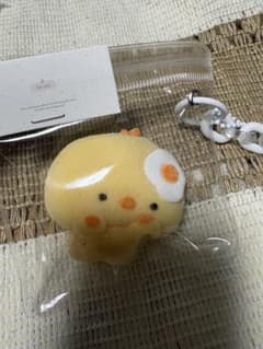 新品　アニマル　粉付き　スクイーズ　ひよこ　キーホルダー