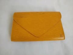 ルイ・ヴィトン　エピ　アールデコ　クラッチ　セカンドバッグ　イエローのサムネイル