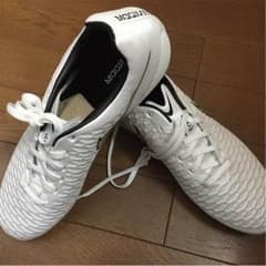 NIKE サッカー スパイクのサムネイル