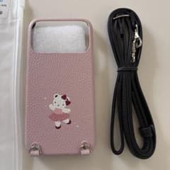 ファミリア ショルダーストラップ付 iPhone17pro max - メルカリ