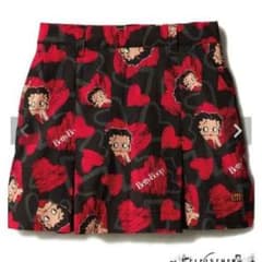 完売品▪️新品▪️3L▪️LOUDMOUTH×Betty Boop スカートのサムネイル