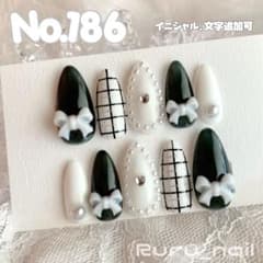 現品セール】ネイルチップ♡ブラック 黒 量産型地雷韓国ワンホン