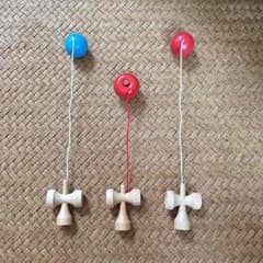 ミニミニ✩けん玉のサムネイル