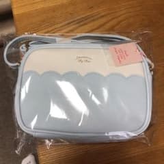 リズリサのショルダーバックのサムネイル