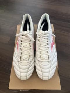 MIZUNO サッカースパイク ホワイト レッド値下げ交渉⭕️のサムネイル
