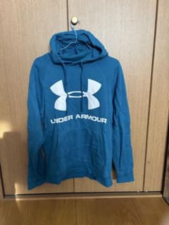 UNDER ARMOUR フード付きパーカー 青のサムネイル