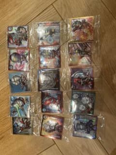 ウルトラマン シール 14枚セット ホログラムのサムネイル