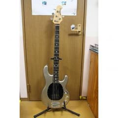 [日本製]MUSICMAN Stingray EXのサムネイル
