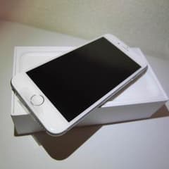 新品iPhone6(docomo)64Gのサムネイル